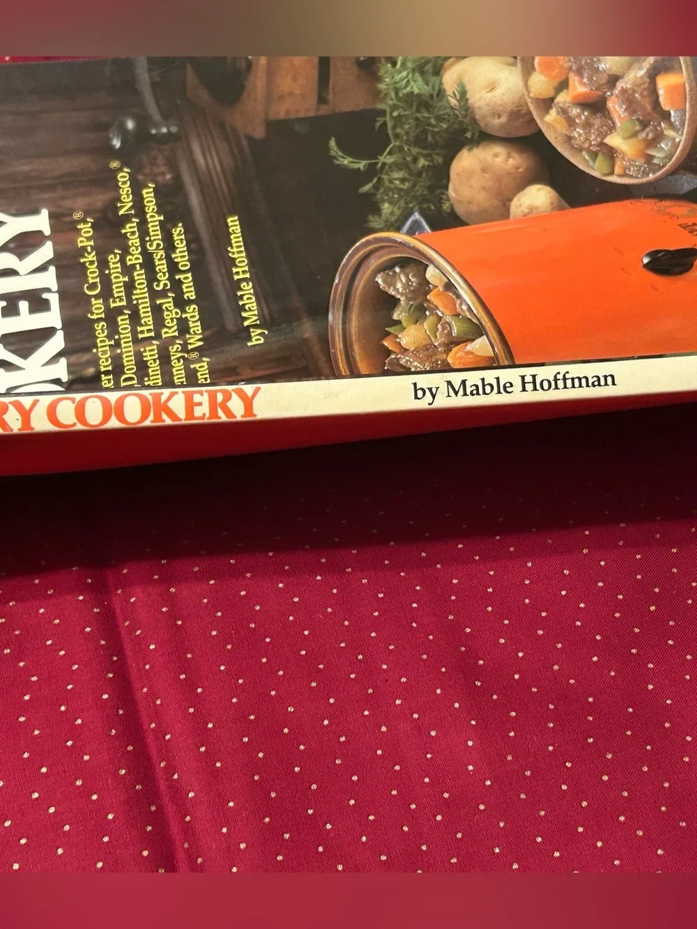 VTG Crockery Cookery Cookbook by Mable Hoffman Slow Cooker Recipes 1975